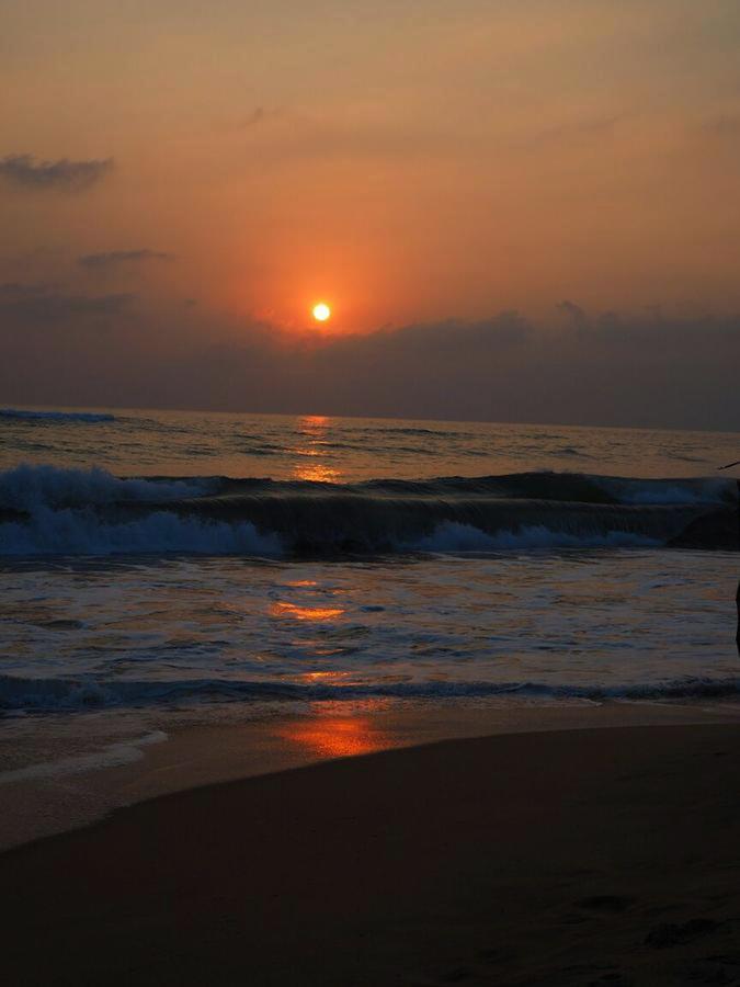 Randiya Beach Villa กอลล์ ภายนอก รูปภาพ